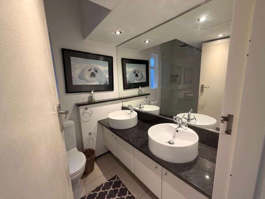 To Let 0 Bedroom Property for Rent in Sea Point Western Cape